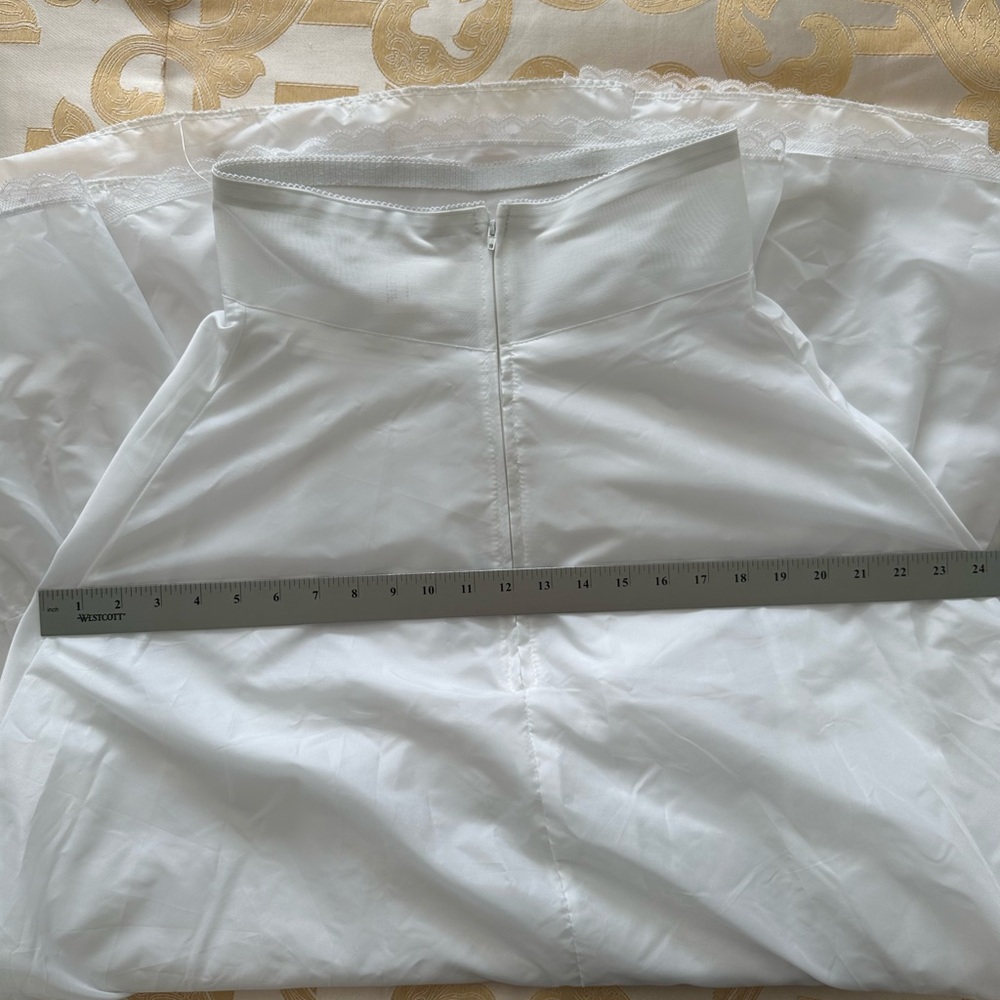Underskirt for Wedding or Formal Event - Picture 7 of 7